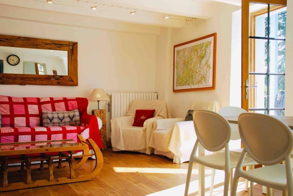 Maison 3 Chambres Au Lac D'Annecy, 30Min La Clusaz Мантон-Сен-Бернар Экстерьер фото