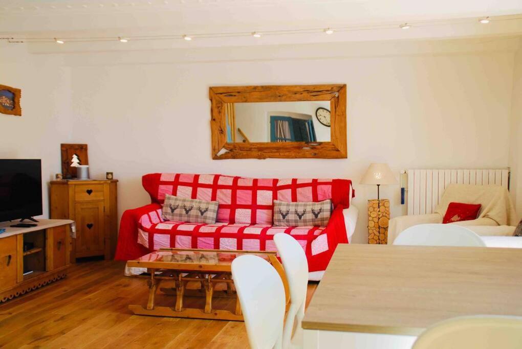 Maison 3 Chambres Au Lac D'Annecy, 30Min La Clusaz Мантон-Сен-Бернар Экстерьер фото